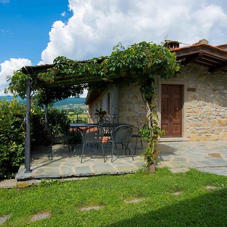 Agriturismo Podere La Casaccia بوبّي المظهر الخارجي الصورة
