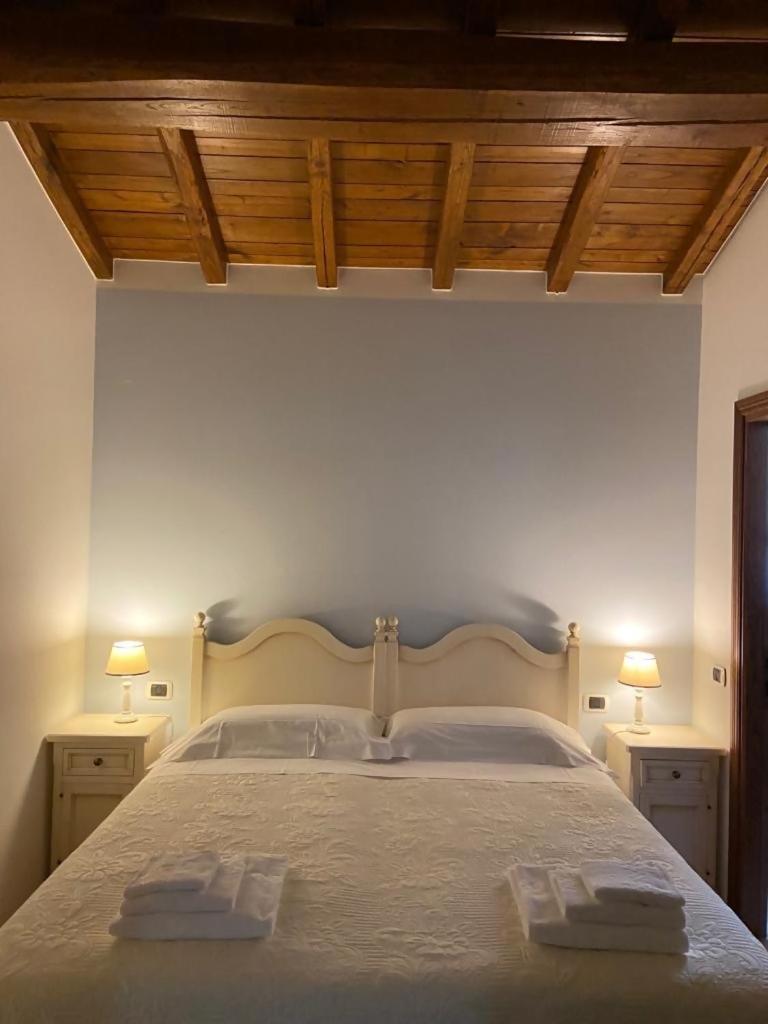 Agriturismo Podere La Casaccia بوبّي المظهر الخارجي الصورة